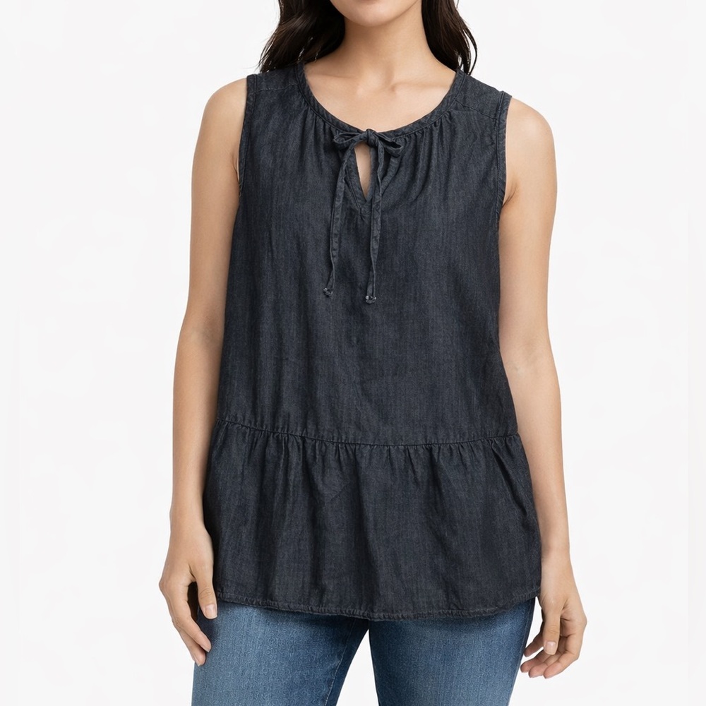 💜Time & Tru Charcoal Sleeveless Blouse